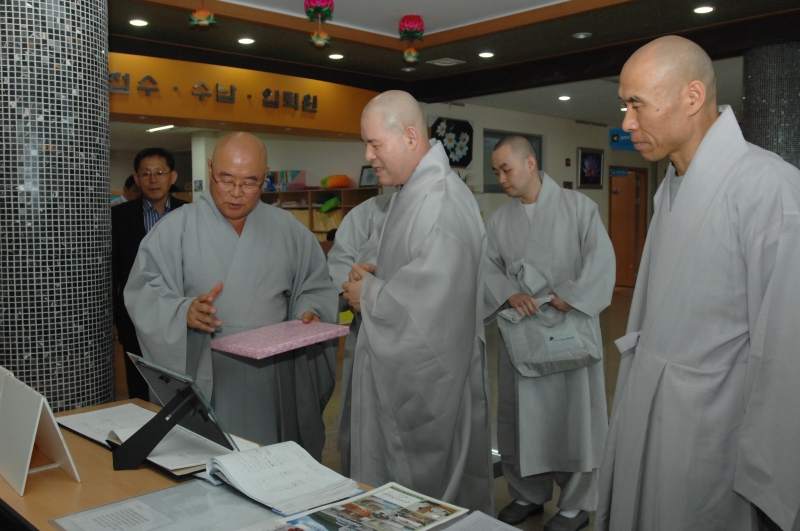 2010.06.22_파라밀 요양원 방문 (55)
